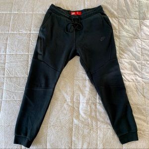 Nike Tech Fleece Joggers / Sweatpants